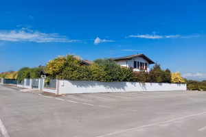 Villa di recentissima costruzione
