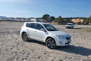 toyota rav 4 150 cavalli automatica 2010