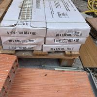 Pavimento gres porcellanato effetto legno