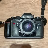 NIkon F301 con 50 mm 1.8 e