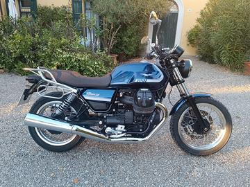 Moto Guzzi V7 Special 850, anno 2021, colore