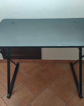 scrivania gaming