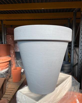 SET DI 5 VASI IN RESINA DN 55 H 57 GRIGIO
