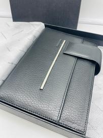 Agenda Piquadro in pelle nera