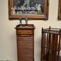 Schedario a serrandina stile inglese con ripiano 