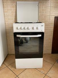 Cucina con forno Beko