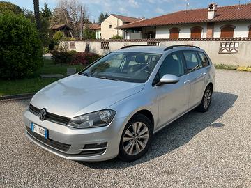 Auto VW Golf Variant TD 1600