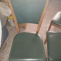 Set di sedie e poggia piedi