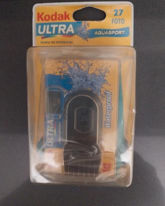 Macchina fotografica kodak ultra aquasport. 
