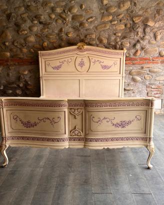 Antico letto decorato Avorio primi 900