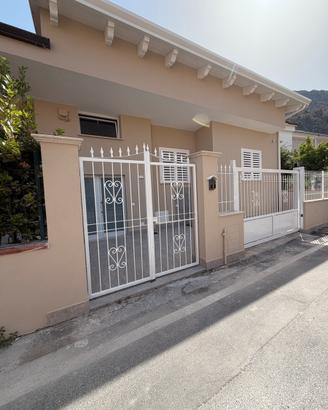 Praia Home - App.to moderno (2 camere da letto)