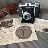 Macchina fotografica vintag Zeiss Ikon Nettar 1951