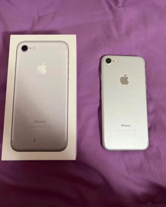 iPhone 7 argento