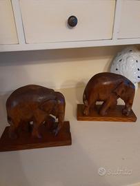 coppia di elefanti in legno