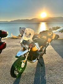 Mogto guzzi V85 evocative