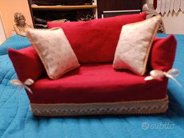 divanetto in stoffa porta fazzoletti 