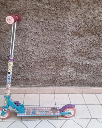 Monopattino dottoressa Peluche