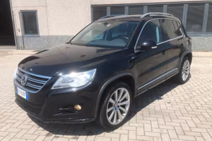 Volkswagen Tiguan 2.0 TDI DPF 4MOTION DSG R-Line
