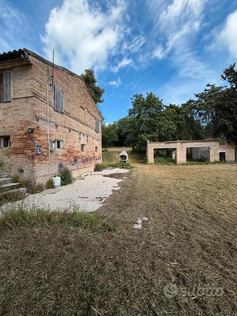 Un'oasi di tranquillità immersa nel verde - Vista 2