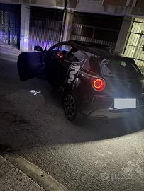 Alfa mito distictive