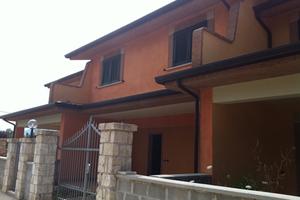 Villette Trifamiliari villa / casa