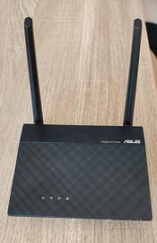 ASUS RT-N12E, Router WiFi
