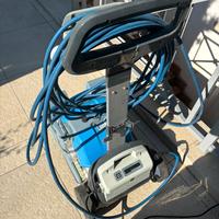 Robot pulisci piscina automatico Dolphin m400