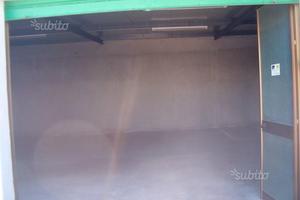 Locale uso deposito e ufficio con vigilanza armata