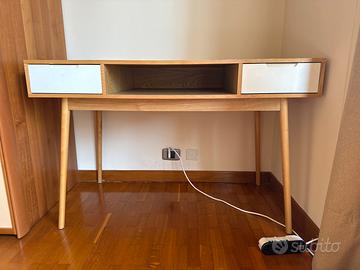 Scrivania in legno NO MODELLO IKEA