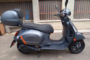 Vespa GTS 300 super sport