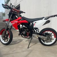 Motard Rieju mrt 50