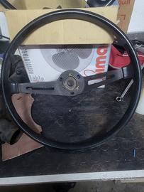 volanti  e seT chiavi  originali auto