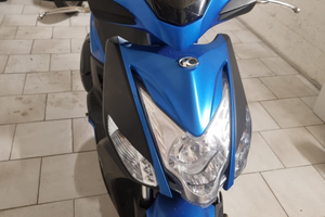 Scooter Kymco Agility 125 colore blu