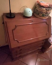 scrittoio in legno