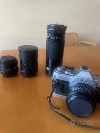 Canon AE-1 fotocamera analogica vintage con obiett