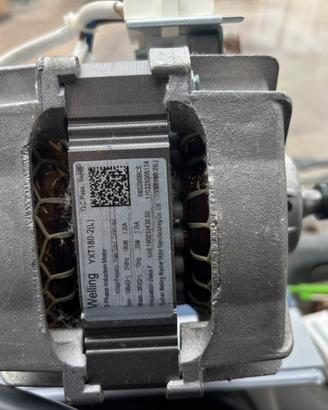 Motore lavatrice hotpoint ariston