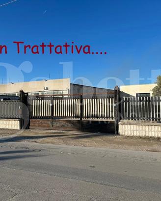 Capannone Industriale Canosa di Puglia