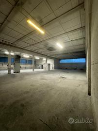 CAPANNONE A GRUMELLO DEL MONTE