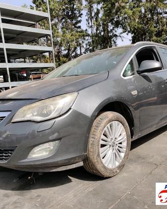 Opel astra j sports tourer p10 2.0 cdti -ricambi
