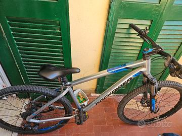 MTB Rockrider ST 530 27,5" Quasi Nuova + Onguard