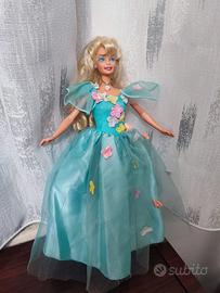 Bambola Barbie usignolo