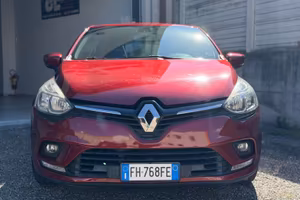 Renault Clio 1.2 75CV 5 porte Zen