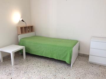 Stanza singola/doppia per studentessa