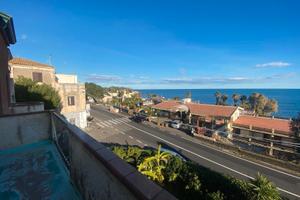 3,5 Vani Acicastello Via Livorno Vista Mare