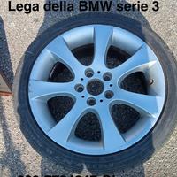 gomme con cerchi in lega 