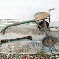 Carrello per motocoltivatore e cardano