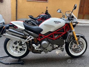 Ducati s4rs