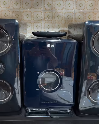 LG FA164 Micro Ho-Fi System 160W Stereo