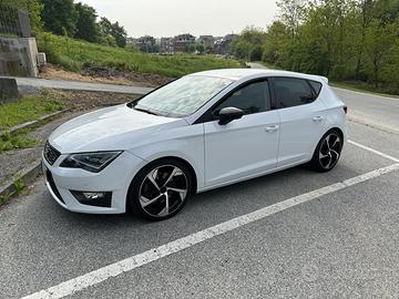SEAT Leon 5F FR 2.0 TDI 184 CV