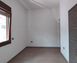 Locale per Studio Medico/Ufficio a Uta Centro